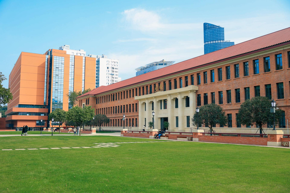 Campus architecture / Chongqing Medical University
