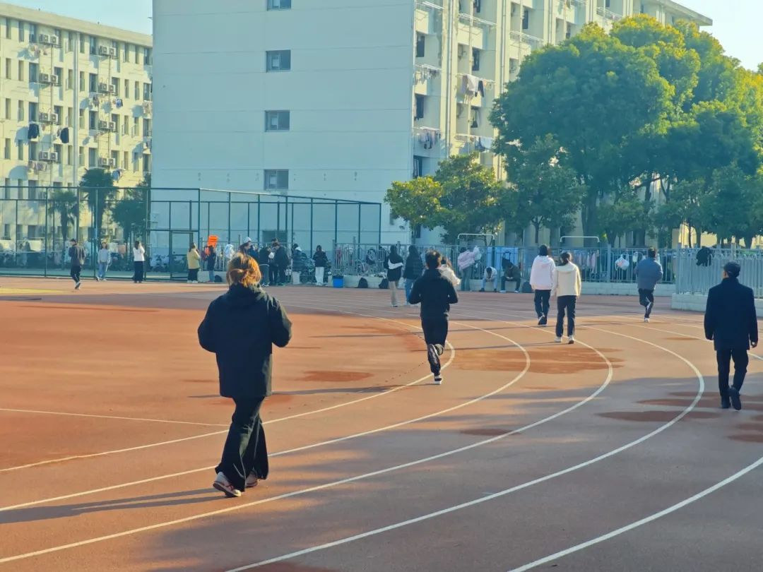 Yangzhou University — Running on the university track